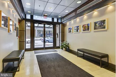 916 NW G Street NW #1002, Washington, DC 20001 - Photo 4