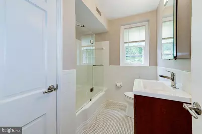 3951 Langley Court NW #D586, Washington, DC 20016 - Photo 10