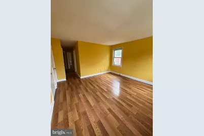 3204 SE 28th Street SE #4, Washington, DC 20020 - Photo 2