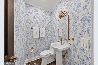 5000 Macarthur Court NW, Washington, DC 20016 - Photo 24
