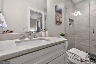 609 Gresham Place NW #1, Washington, DC 20001 - Photo 24