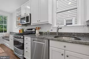 3925 McKinley St NW, Washington, DC 20015 - Photo 16