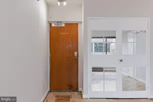 2141 I St NW, Washington, DC 20037 - Photo 2
