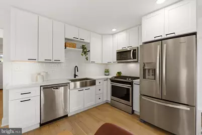 1711 Lang Place NE, Washington, DC 20002 - Photo 6