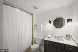 1425 Rhode Island Ave NW, Washington, DC 20005 - Photo 24