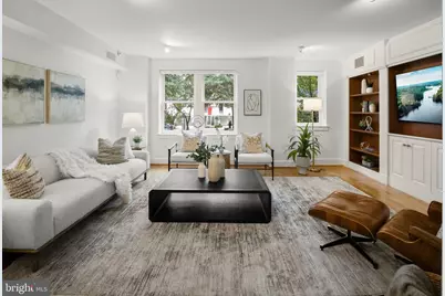 1425 Rhode Island Avenue NW #12, Washington, DC 20005 - Photo 2