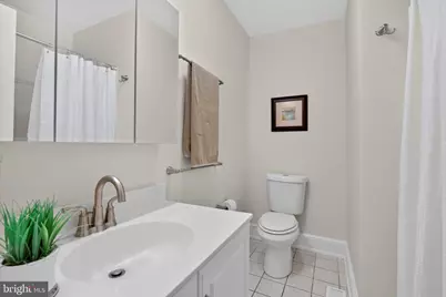524 4th Street SE, Washington, DC 20003 - Photo 28