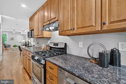 524 4th Street SE, Washington, DC 20003 - Photo 18