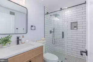 1012 17th Pl NE, Washington, DC 20002 - Photo 10