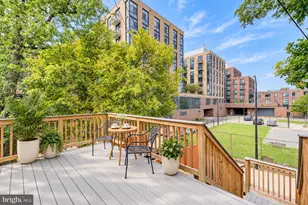 822 7th St NE, Washington, DC 20002 - Photo 20