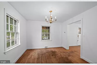1912 Varnum Street NE, Washington, DC 20018 - Photo 4