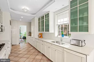 2468 Belmont Rd NW, Washington, DC 20008 - Photo 12