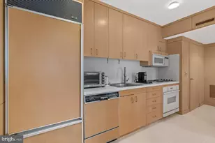 2468 Belmont Rd NW, Washington, DC 20008 - Photo 40