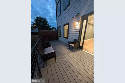 838 Varnum Street NW #4, Washington, DC 20011 - Photo 8