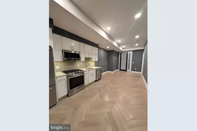 838 Varnum Street NW #4, Washington, DC 20011 - Photo 4