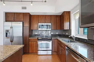 1025 1st St SE, Washington, DC 20003 - Photo 4