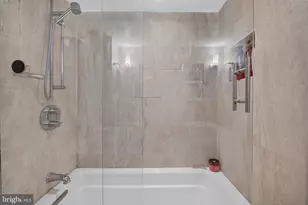 2123 California St NW, Washington, DC 20008 - Photo 16