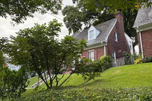 5504 30th Pl NW, Washington, DC 20015 - Photo 2