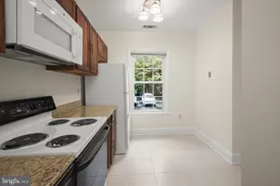 3287 Sutton Pl NW, Washington, DC 20016 - Photo 12