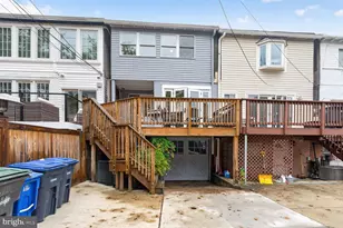 2416 39th St NW, Washington, DC 20007 - Photo 24