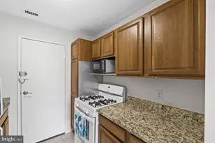 2829 Connecticut Ave NW, Washington, DC 20008 - Photo 6