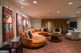 915 E St NW, Washington, DC 20004 - Photo 10