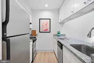 1415 17th St NW, Washington, DC 20036 - Photo 8