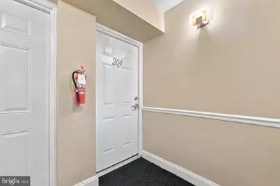 617 Jefferson Street NW #204, Washington, DC 20011 - Photo 2
