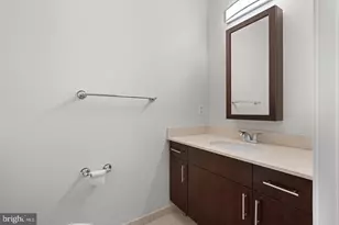 910 M Street NW, Washington, DC 20001 - Photo 34