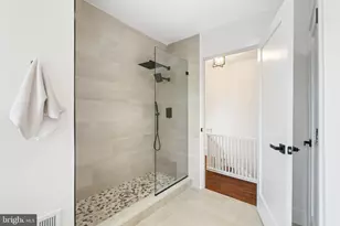 1614 Decatur St NW, Washington, DC 20011 - Photo 28
