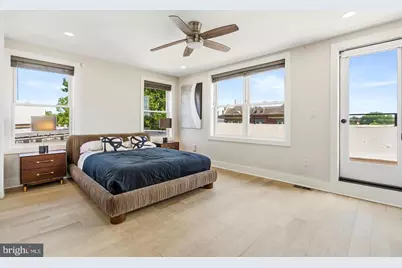 615 Irving Street NW #2, Washington, DC 20010 - Photo 12