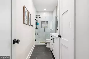 615 Irving St NW, Washington, DC 20010 - Photo 36