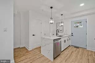 305 34th Pl NE, Washington, DC 20019 - Photo 8