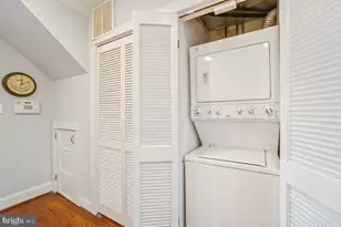 1342 L St SE, Washington, DC 20003 - Photo 8