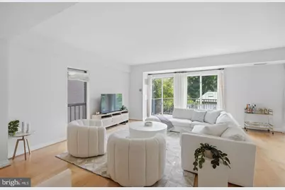 3251 Prospect Street NW #302, Washington, DC 20007 - Photo 2