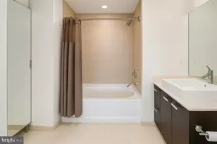 1010 Massachusetts Ave NW, Washington, DC 20001 - Photo 6