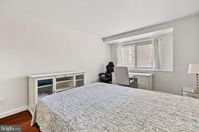 730 24th Street NW #409, Washington, DC 20037 - Photo 18
