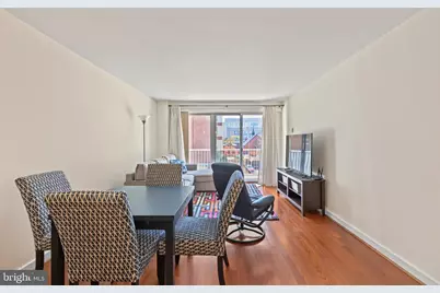 730 24th Street NW #409, Washington, DC 20037 - Photo 10