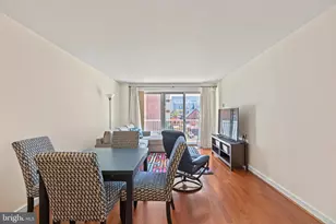 730 24th St NW, Washington, DC 20037 - Photo 10