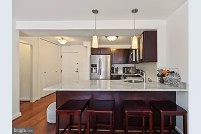 730 24th Street NW #409, Washington, DC 20037 - Photo 8