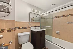 730 24th St NW, Washington, DC 20037 - Photo 22
