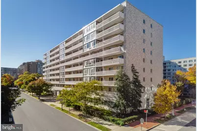 730 24th Street NW #409, Washington, DC 20037 - Photo 1