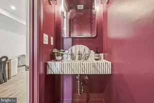 421 4th St NE, Washington, DC 20002 - Photo 16
