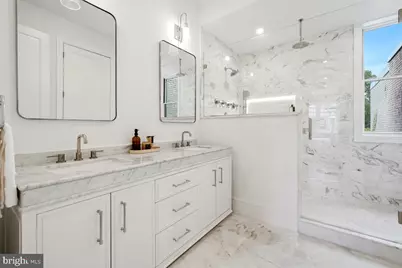 421 4th Street NE, Washington, DC 20002 - Photo 26