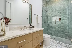 421 4th St NE, Washington, DC 20002 - Photo 30