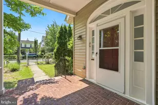 4323 Fessenden St NW, Washington, DC 20016 - Photo 2