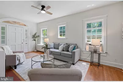 4323 Fessenden Street NW, Washington, DC 20016 - Photo 8