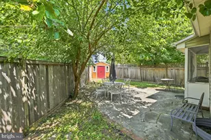 4323 Fessenden St NW, Washington, DC 20016 - Photo 42