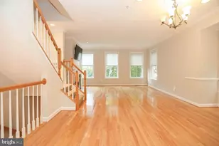 722 Capitol Square Pl SW, Washington, DC 20024 - Photo 6