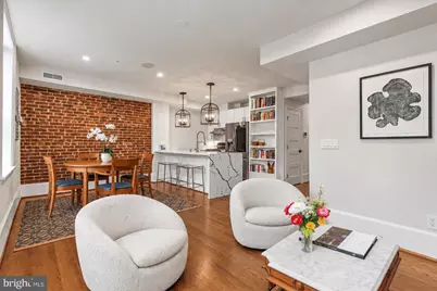 1311 30th Street NW #204, Washington, DC 20007 - Photo 4